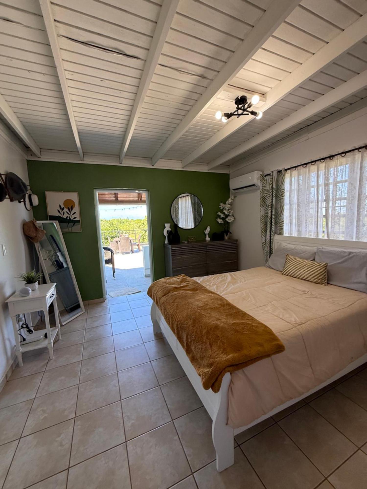Playa Y Campo Getaway Apartment Isabela Exteriör bild